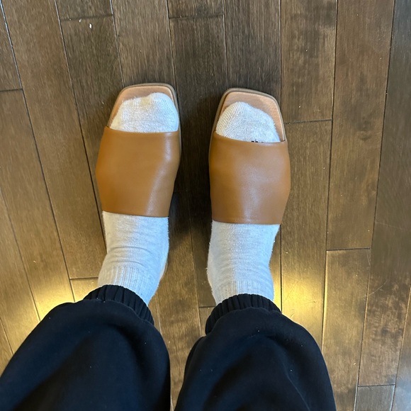 Steve Madden slide sandals - Picture 2 of 2